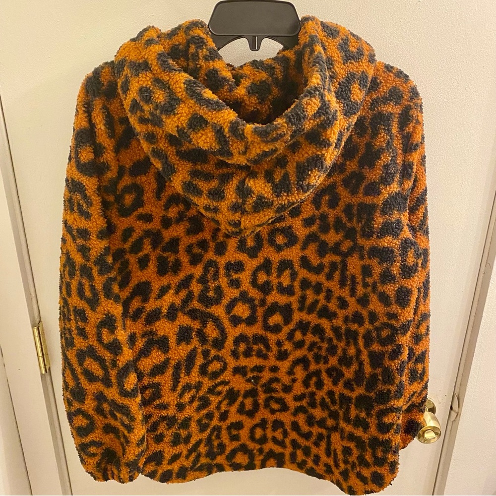 Loft Leopard Print Sherpa Hoodie Size Medium - image 6